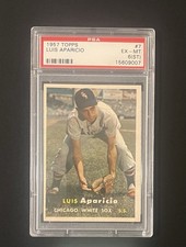 1957 Topps #7 Luis Aparicio HOF PSA Graded 6 - EX-MT ST Vintage Baseball Card