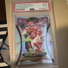 Panini 2019 Select Premier Level Patrick Mahomes II #129 Silver Prizm PSA 9