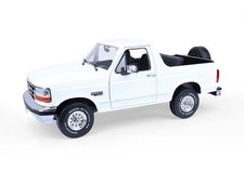 1993 Ford Bronco XLT - White Diecast 1:18 Scale Model - Greenlight 19086