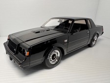 1987 BUICK REGAL GRAND NATIONAL BLACK 1/18 DIECAST MODEL CAR MAISTO 31479