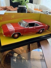 Ertl 1:18 American Muscle 1969 RED Dodge Charger R/T Diecast Metal Car NEW