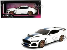 FORD MUSTANG SHELBY SUPER SNAKE WHITE 1/18 DIECAST MODEL CAR BY JADA 36470