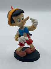 Disney Enchanting Collection Pinocchio Figurine “Oh, Look! My Nose!” A26910