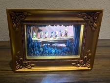 Disney Gallery Of Light Olszewski Snow White and the Seven Dwarfs "Going Home"