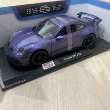 Maisto Special Edition 1:18 Scale PORSCHE 911 GT3 Purple