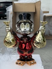 Scrooge McDuck Chrome Figure 40cm - Red