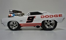 1/18 Kasey Kahne #9 Dodge Reverse Pit Cap 1968 Dodge Dart Muscle Machines Car